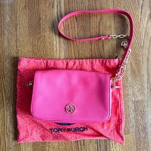 Tory Burch Crossbody Bag in hot pink
